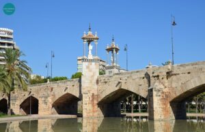 Валенсия – сады и мосты реки Турия